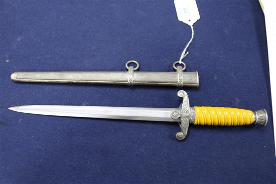 A German Officers Army dagger